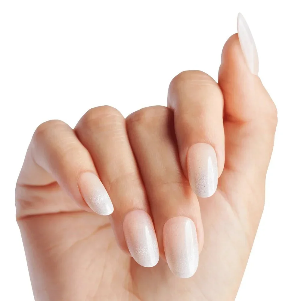 KISS Gel Fantasy Magnetic Medium Length Nails - Chime Splash